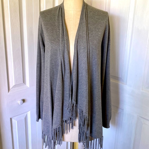Central Park West Fringed Open Cardy size M - Picture 2 of 9